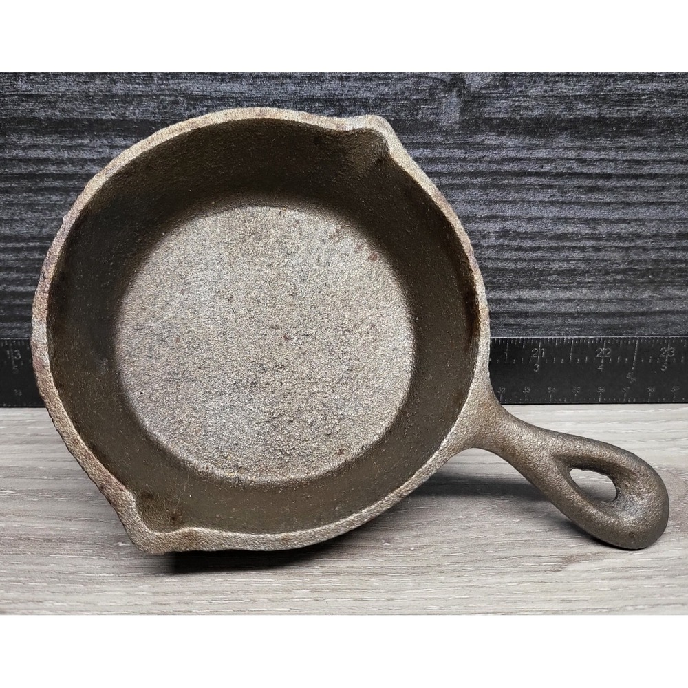 Unbranded 5 Inch Small Cast Iron Skillet Round Frying Pan Black Oven Safe